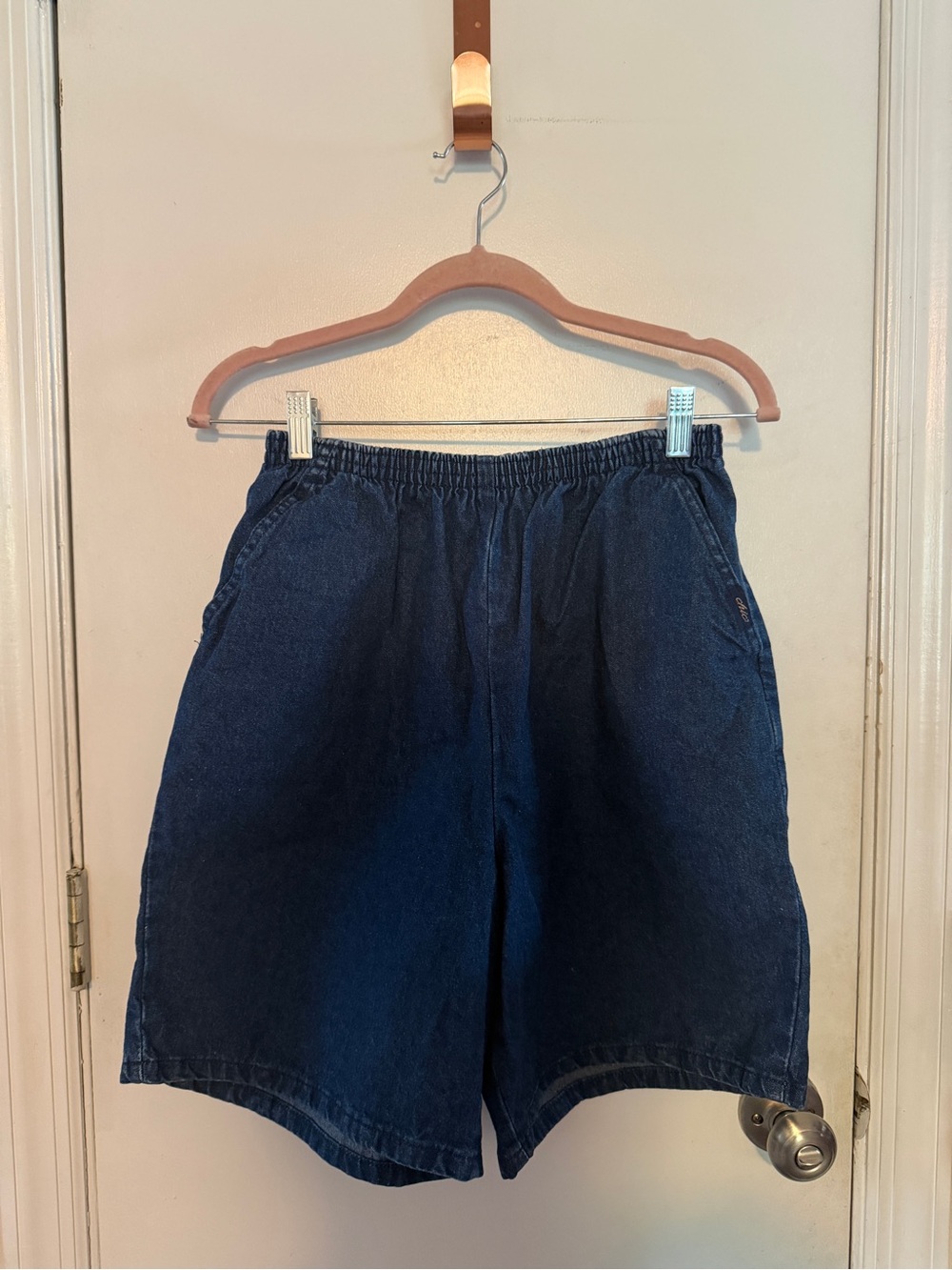 chic Dark Blue Jean Shorts